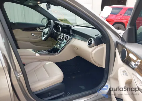 2020 Mercedes-Benz C 300 from USA, damaged, VIN WDDWF8DB9LR558681